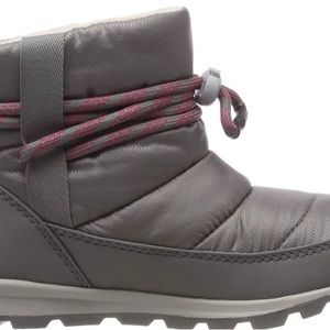 Sorel Whitney Short Snow Boot 

US  Size 9.5